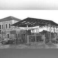 שער מנדלבוים בשנת 1964. | פריץ כהן, לע"מ