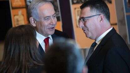 סער ונתניהו ב־ 2019. | יונתן זינדל, פלאש 90