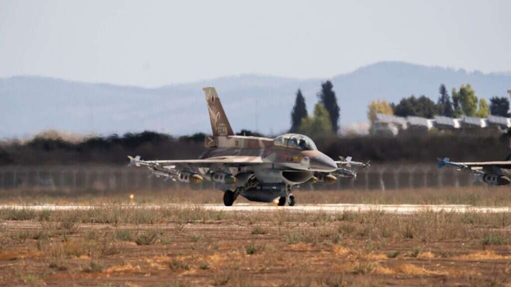 מטוס חיל האוויר חוזר מתקיפה בלבנון. | דובר צה"ל מטוס חיל האוויר חוזר מתקיפה בלבנון. | דובר צה"ל