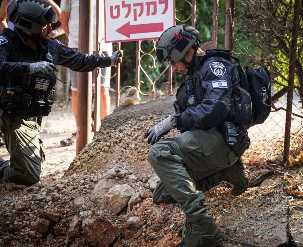 אילוסטרציה מפעילות חבלנים בשטח | דוברות המשטרה אילוסטרציה מפעילות חבלנים בשטח | דוברות המשטרה