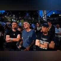 דן חלוץ ויאיר גולן באחת ההפגנות. | אריה לייב אברמס, פלאש 90