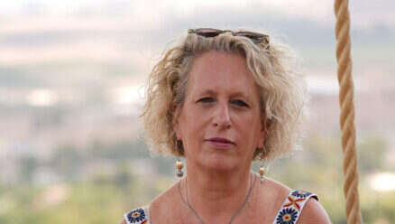 "בחרנו להרים את הראש". שלומית טרמין. | אייל מרגולין, ג׳יני