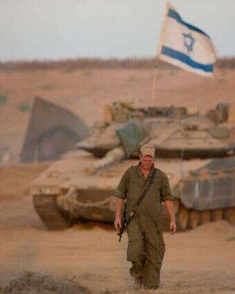 לוחמים בשטחי כינוס. | יונתן זינדל - פלאש 90