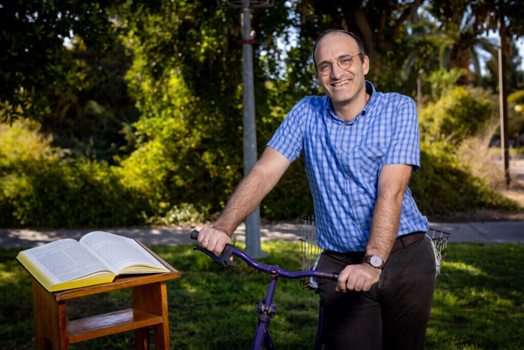 הרב אילעאי עופרן. | אריק סולטן