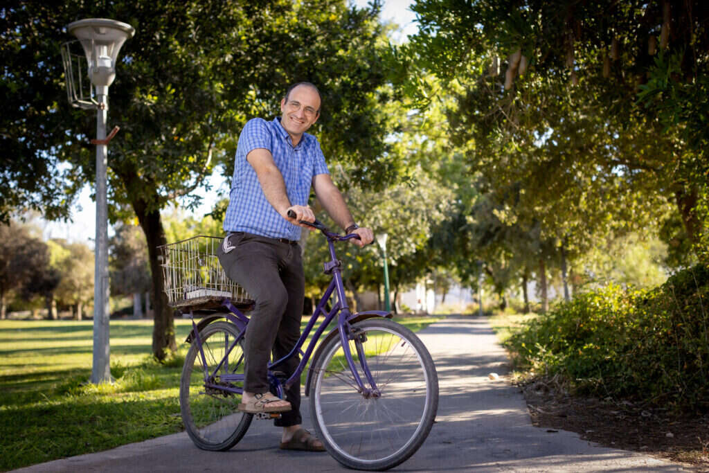 הרב אילעאי עופרן. | אריק סולטן