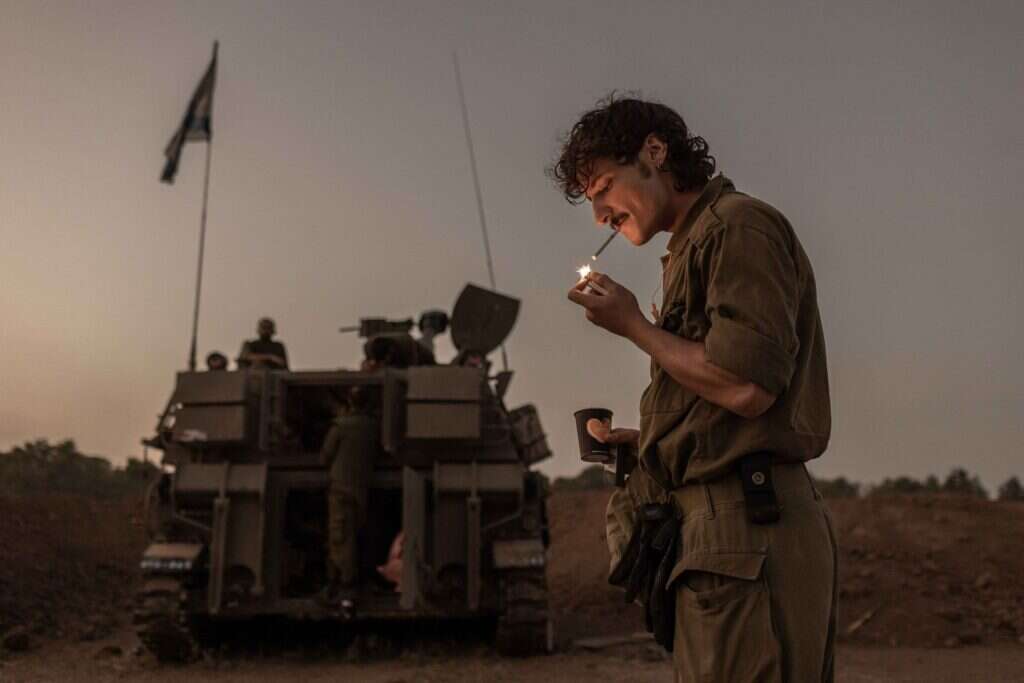 חייל מילואים בשטח כינוס. | אבישג שאר-ישוב חייל מילואים בשטח כינוס. | אבישג שאר-ישוב