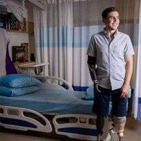 ארי שפיץ. | אריק סולטן