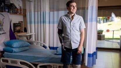 ארי שפיץ. | אריק סולטן