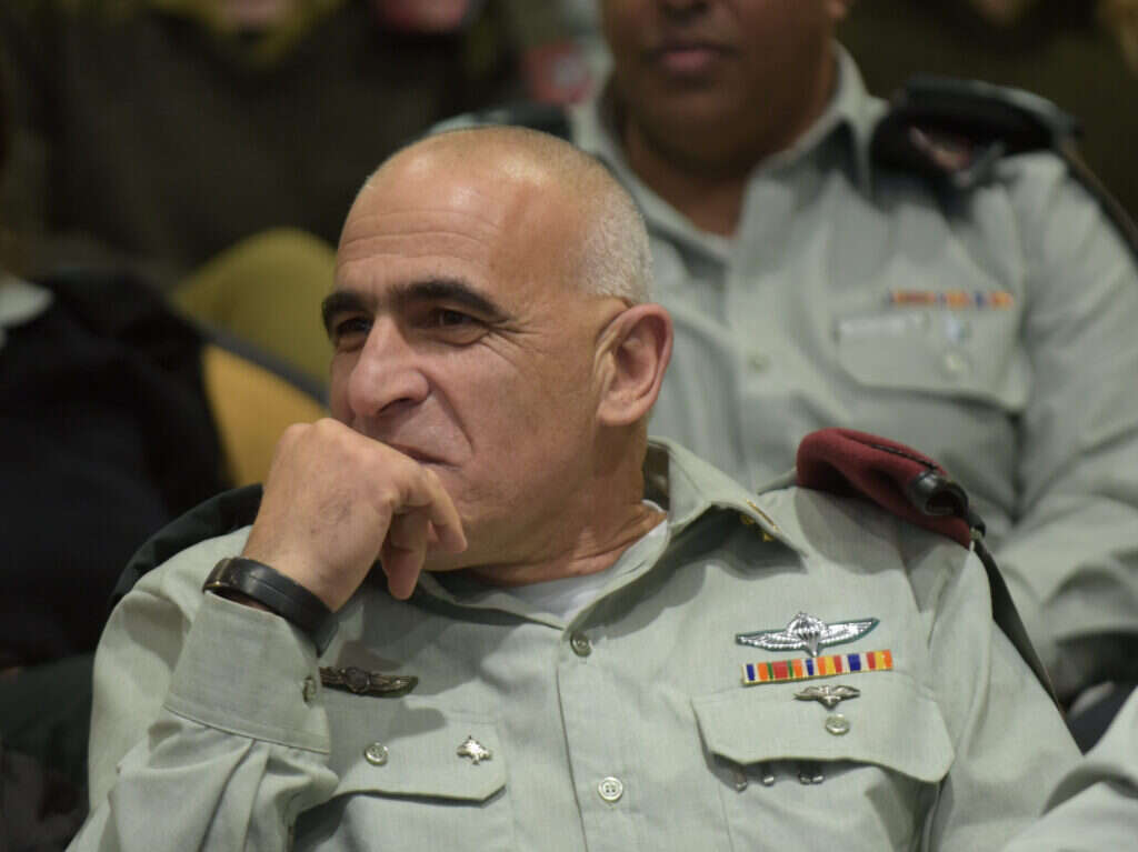 "צבא צריך להכיל גם התנהגויות שבהן לא הכול ישר פלס". אלוף במיל' יוסי בכר. | יוסי זליגר