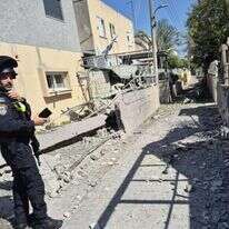 מד"א באחת מזירות הנפילה באזור חיפה. | תיעוד מבצעי מד"א מד"א באחת מזירות הנפילה באזור חיפה. | תיעוד מבצעי מד"א