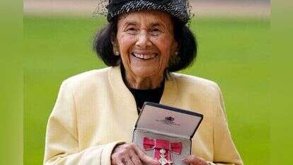 ניצולת השואה לילי אברט, | ndrew Matthews - Pool/Getty Images