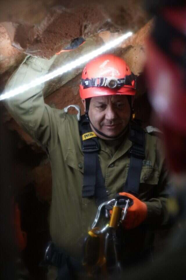 בצפון לא נבנה מכשול תת־קרקעי. הרמטכ"ל איזנקוט במנהרת הטרור שנחשפה בגבול לבנון ב־2018