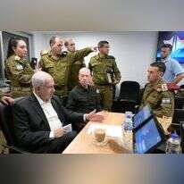 נתניהו, גלנט והלוי בהערכת מצב בקריה, 8 באוקטובר 2023. | עמוס בן־גרשום -לע"מ נתניהו, גלנט והלוי בהערכת מצב בקריה, 8 באוקטובר 2023. | עמוס בן־גרשום -לע"מ