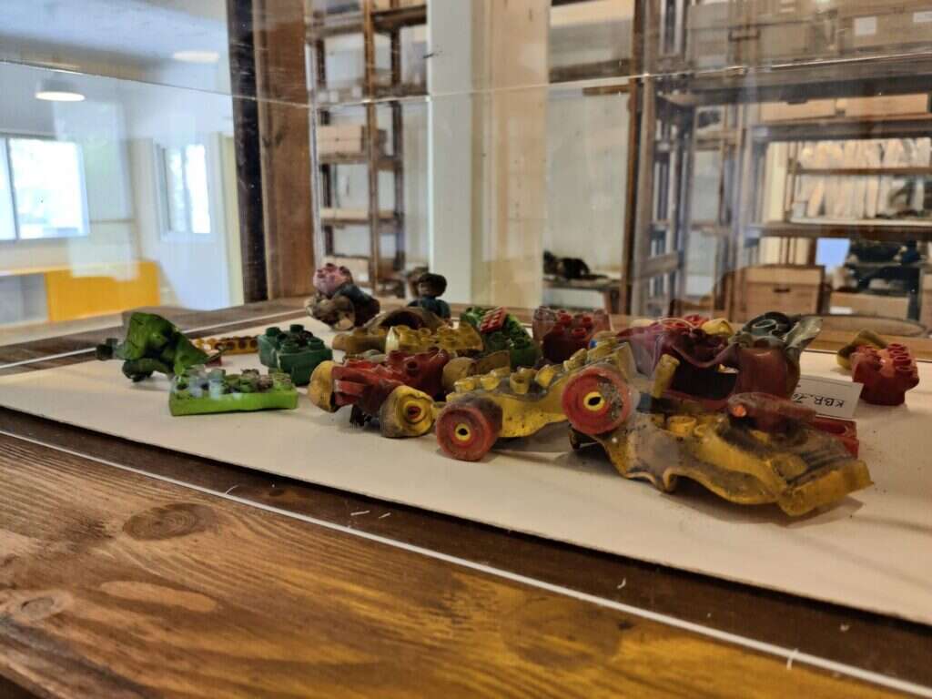 משחק ילדים בבארי. | הודיה כריש-חזוני משחק ילדים בבארי. | הודיה כריש-חזוני