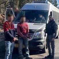 לוחמי מג"ב עוצרים את השב"חים. | דוברות המשטרה