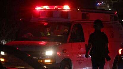 כוחות הצלה סמוך לבא"ח גולני, אמש. | AFP