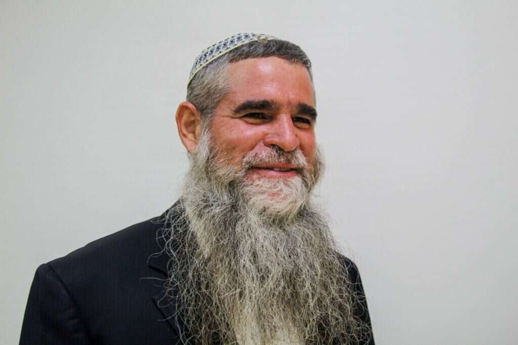 הרב משה אדלר. | גבריאל דהן