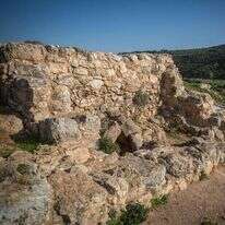 "מצאנו יישוב עם בתים מפוארים ומקוואות, שחרב במלחמה בין היהודים לרומאים". יודפת. | הדס פרוש - פלאש 90