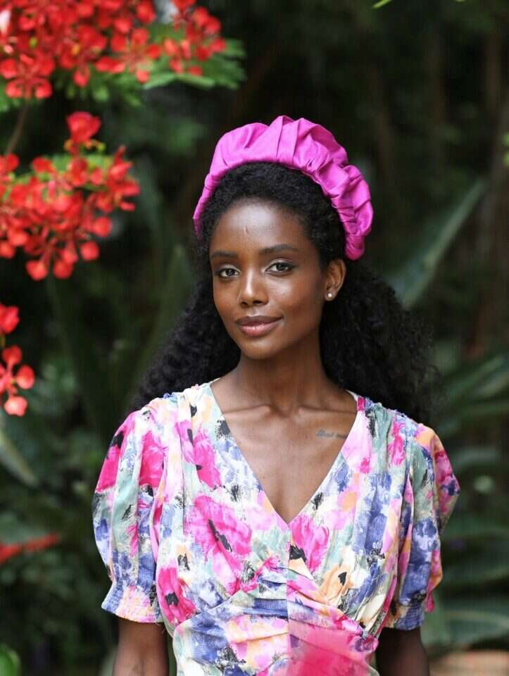 אמנדה קיי. | שחף מרגלית