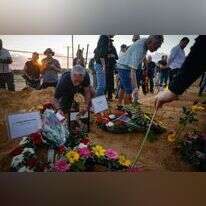 הלווייתן של איילה חצרוני בת ה-73 וליאל חצרוני בת ה-12. | חיים גולדברג - פלאש 90