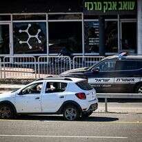 הרכב שנפגע מרקטה סמוך לעכו. | פלאש 90