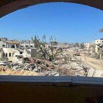 מבט על חורבות רפיח. צולם מחלון הבניין בו חוסל סינוואר. | אורלי גולדקלנג