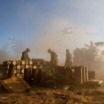 יונתן זינדל, פלאש 90