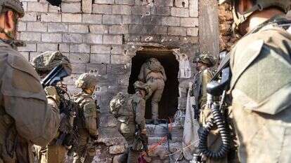 הרתעה דורשת תחזוקה. כוחותינו חושפים את מנהרות חיזבאללה בלבנון. | דו"צ