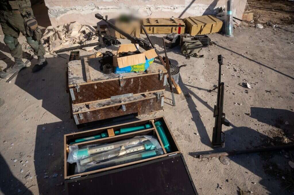 אמצעי לחימה שאותרו בפעילות החטיבה. | דובר צה"ל