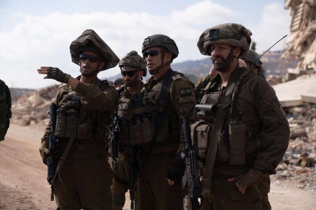 מפקד פיקוד הצפון האלוף אורי גורדין בכפר כילא בדרום לבנון. | דובר צה"ל