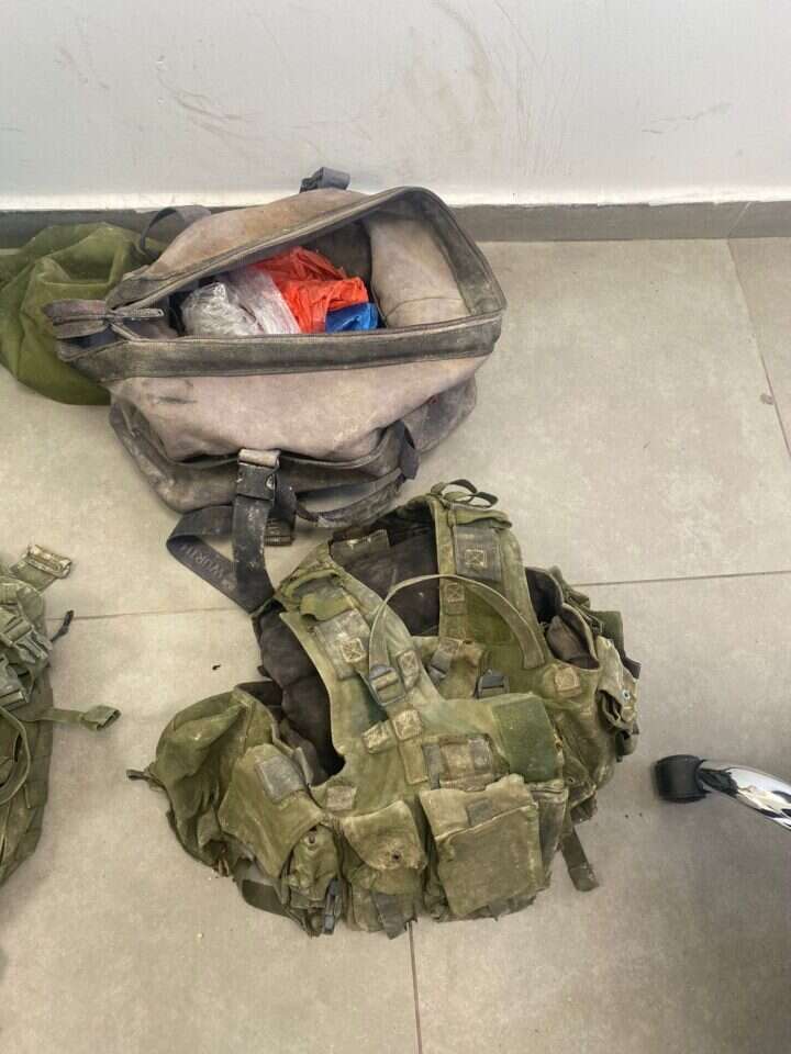 הציוד מתוך המנהרה. | משטרת ישראל הציוד מתוך המנהרה. | משטרת ישראל