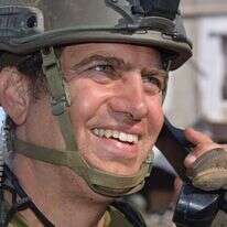 "הוא אמר 'זו מלחמה. אנחנו יודעים לאן אנחנו הולכים'". אבירם ז"ל בלבנון. | יוסי מאירי