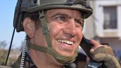 "הוא אמר 'זו מלחמה. אנחנו יודעים לאן אנחנו הולכים'". אבירם ז"ל בלבנון. | יוסי מאירי "הוא אמר 'זו מלחמה. אנחנו יודעים לאן אנחנו הולכים'". אבירם ז"ל בלבנון. | יוסי מאירי