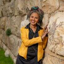 ווביט וורקו מנגסטו. | נעמה שטרן ווביט וורקו מנגסטו. | נעמה שטרן