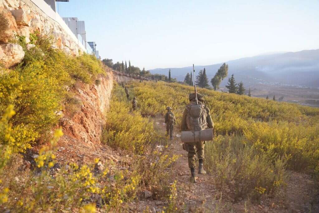 כוחות חטיבה 8 בדרום לבנון. | דובר צה"ל כוחות חטיבה 8 בדרום לבנון. | דובר צה"ל