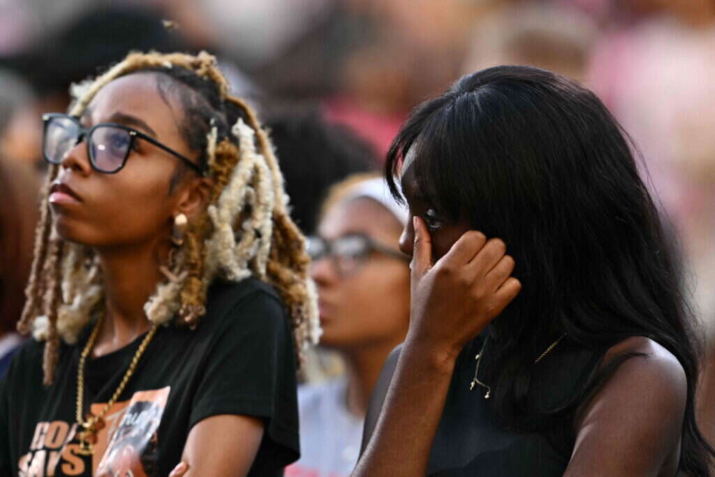 הבוחרים של האריס לאחר עצרת הפרידה שלה באוניברסיטת הארוורד. | AFP