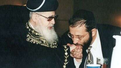 דרעי והרב עובדיה יוסף, מתוך הסרט. | באדיבות יס דוקו, אייל פישר ידיעות אחרונות