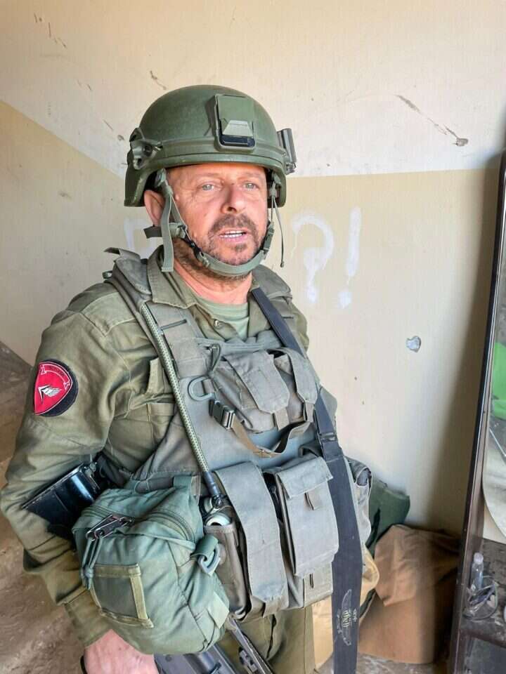 ח"כ לשעבר כבל במלחמת חרבות ברזל. | עמיחי פלג ח"כ לשעבר כבל במלחמת חרבות ברזל. | עמיחי פלג