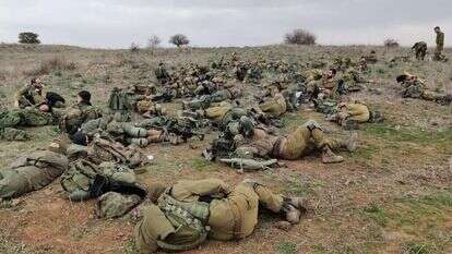 הציבור התורם והנלחם מתקרב לקצה גבול היכולת. חיילים בצפון בזמן מנוחה