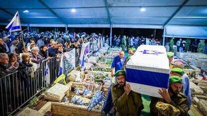 הלווית הרב אבי גולדברג הי"ד. | חיים גולדברג, פלאש 90