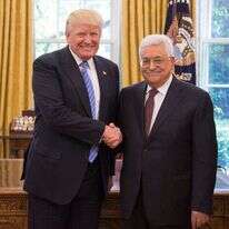 עבאס עם טראמפ בבית הלבן. | Shealah Craighead/White House