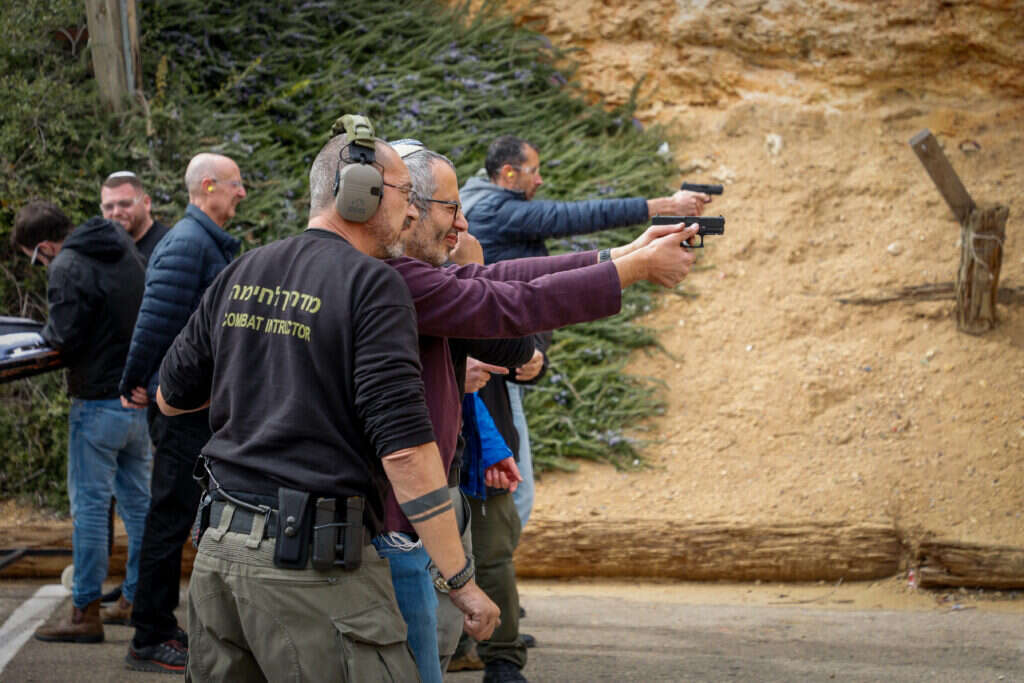 מטווח בגוש עציון. | גרשון אליסון - פלאש 90