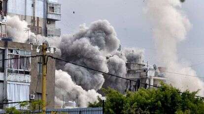 הרס ברובע הדאחיה בביירות לאחר תקיפות צה"ל. | EPA