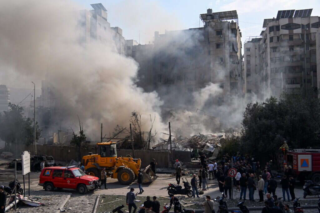 הרס ברובע הדאחיה בביירות לאחר תקיפות צה"ל. | EPA