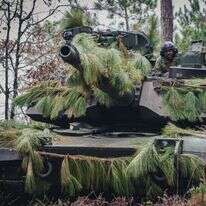 טנק אברמס מוסווה באימון של צבא ארה"ב | Pfc. Luciano Alcala. מתוך אתר צבא ארה"ב טנק אברמס מוסווה באימון של צבא ארה"ב | Pfc. Luciano Alcala. מתוך אתר צבא ארה"ב