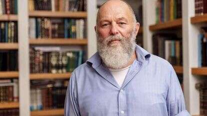 בית של צבא ופוליטיקה. האב, אפי איתם. | אנצ'ו גוש, ג'יני בית של צבא ופוליטיקה. האב, אפי איתם. | אנצ'ו גוש, ג'יני