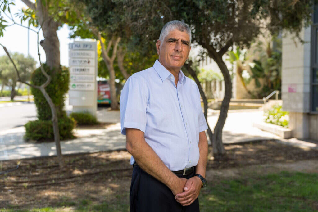 שמואל זכאי. | לירון מולדובן