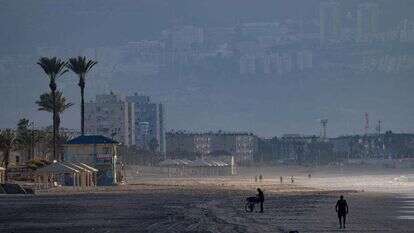 החוף בקריית ים, חיפה. | יונתן זינדל, פלאש 90