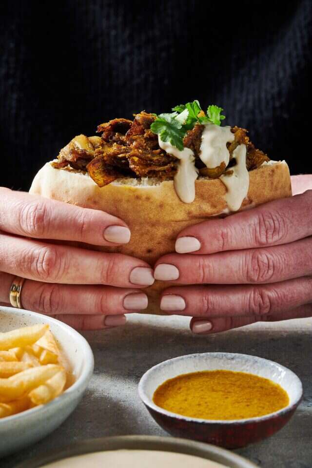 שווארמה רידיפיין מיט. | נמרוד סונדרס שווארמה רידיפיין מיט. | נמרוד סונדרס