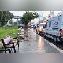 זירת פיצוץ הרכב בפתח תקווה. | דוברות זק"א